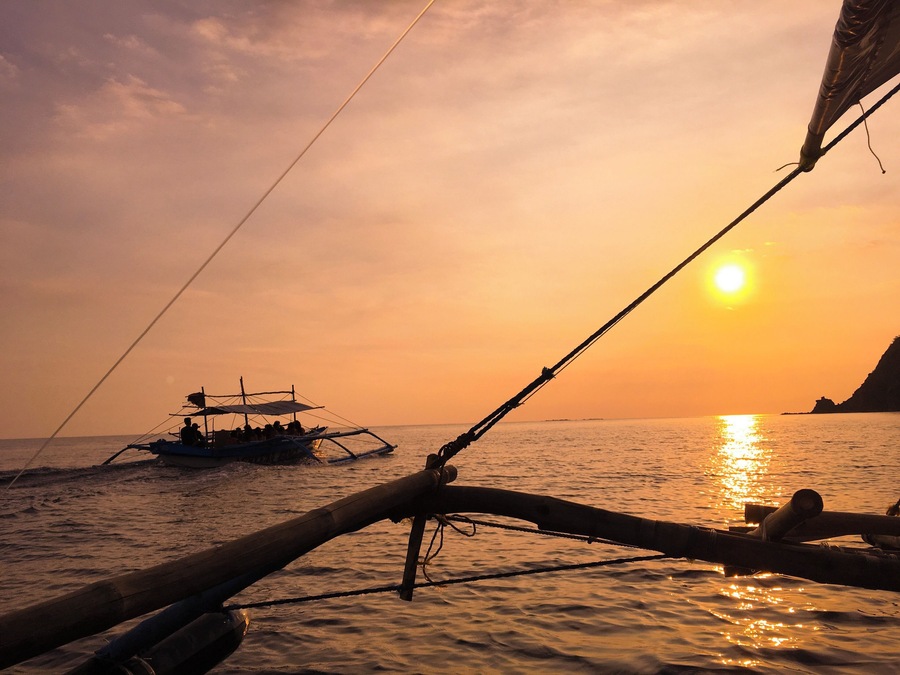 Z A M B A L E S
Sunsets are proof that endings can be beautiful too😍
#sunset #life #philippines