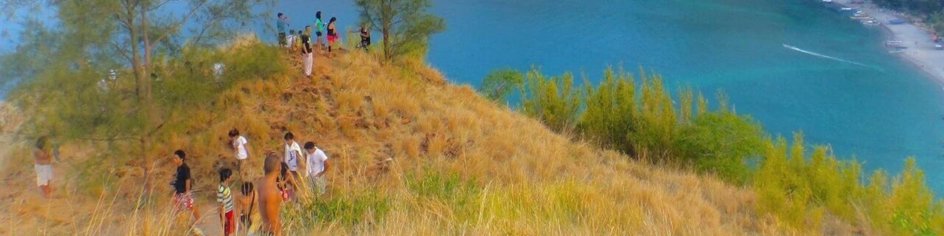 When mountains & sea collides, you got the best of both world😀 #beach