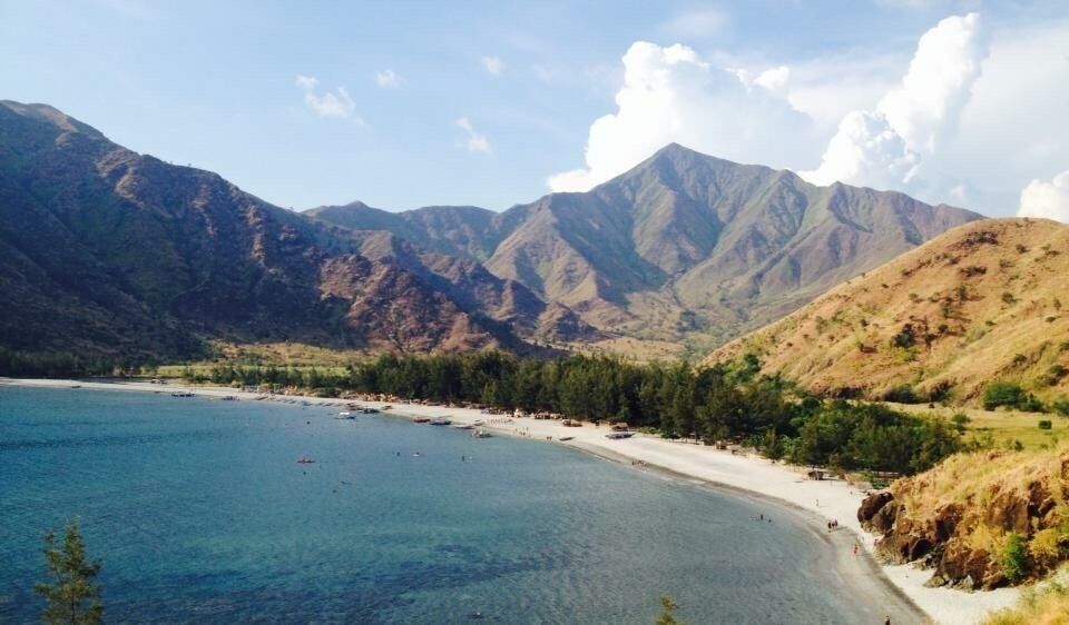 One hour of hiking and trekking to the top and its all worth the experience.

#lalatravels #camping #Blue