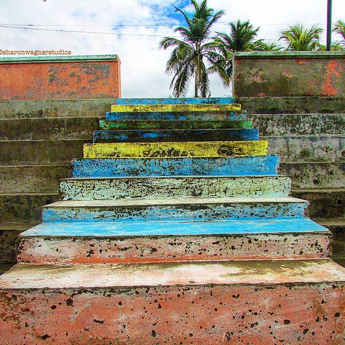 Stairs at rustic Playa las Poneloya. #stairs #beach 
