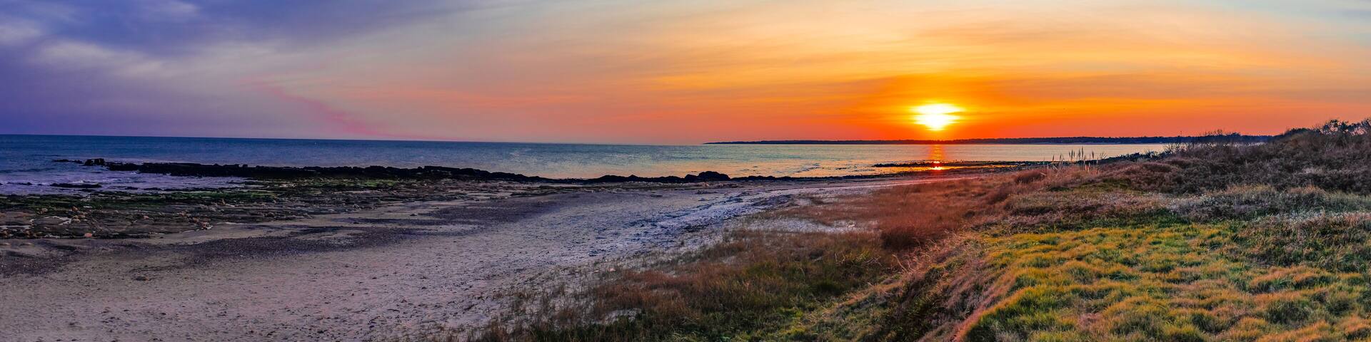 Atardecer en Punta Colorada. Maldonado, Uruguay
