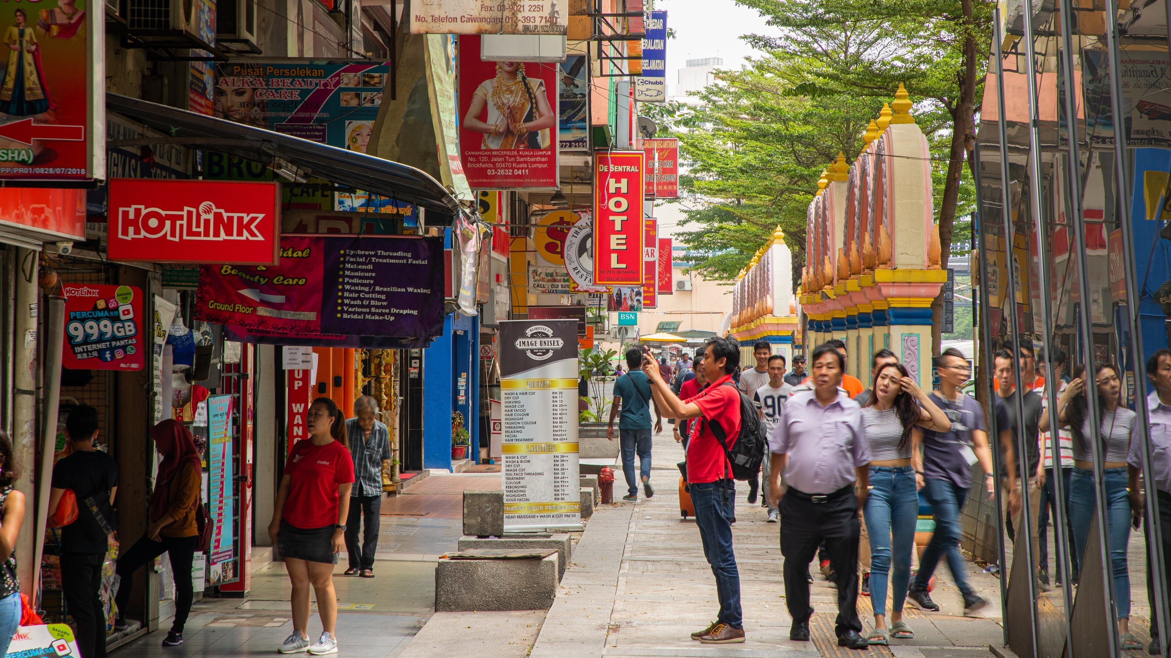 Brickfields showing street scenes