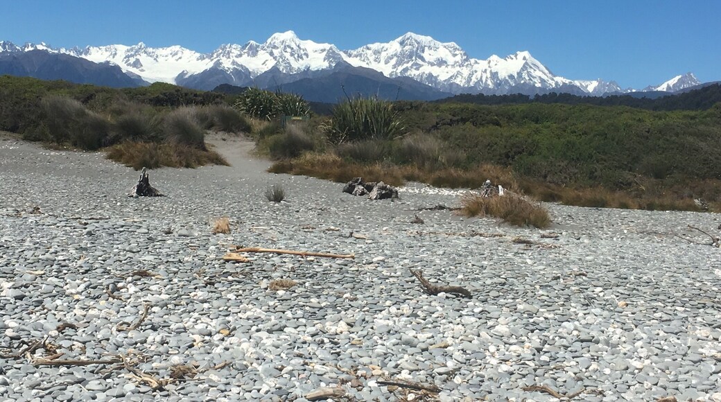 20km one way of dirty road but nice view,
Nice Trail