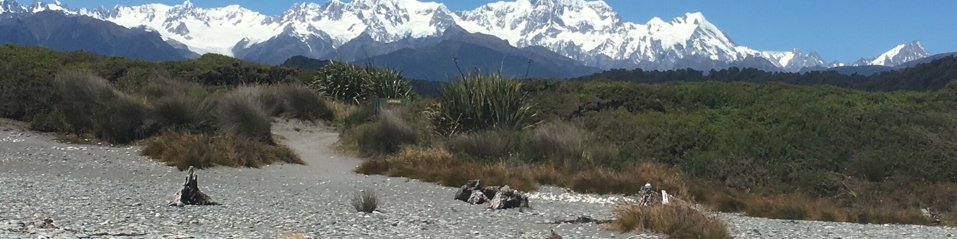 20km one way of dirty road but nice view,
Nice Trail
