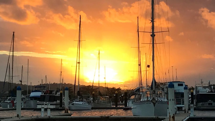 Stunning sky-shows at dawn and dusk!