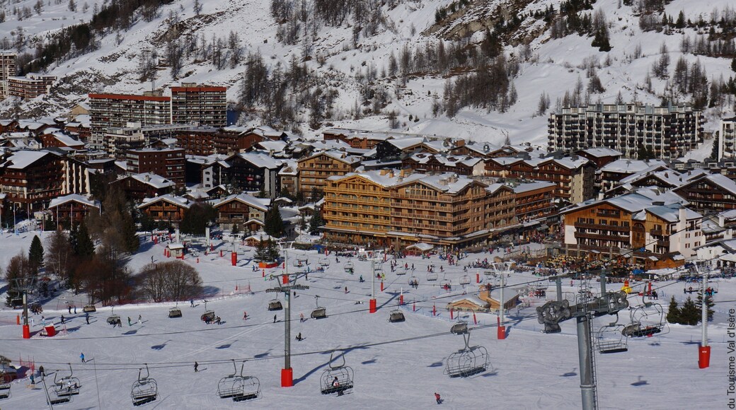 Val-d\'Isere Ski Resort featuring a small town or village, snow and a gondola