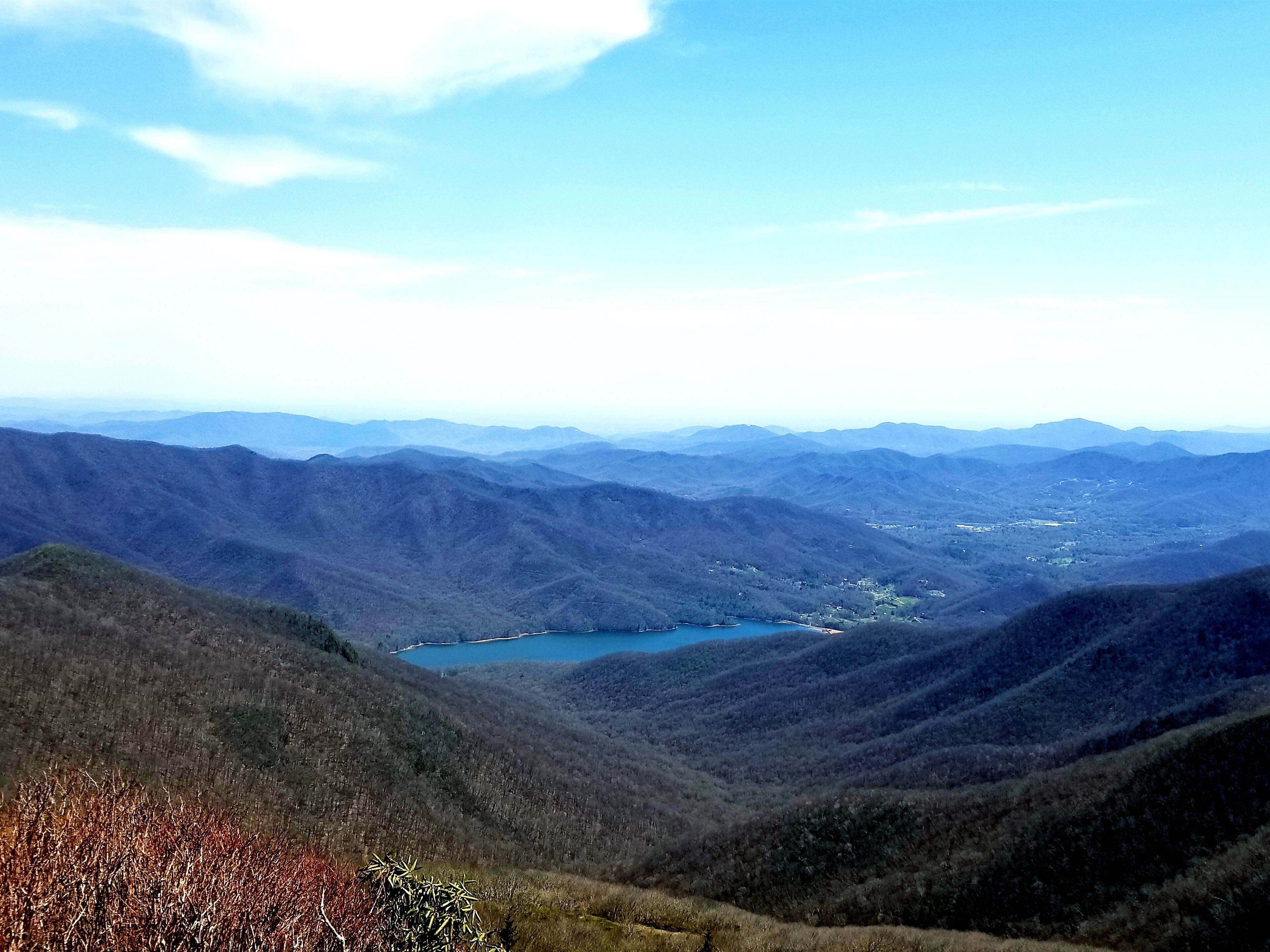 Hike to the top of the 5892 ft summit for beautiful views.. (taken in Apr '18)