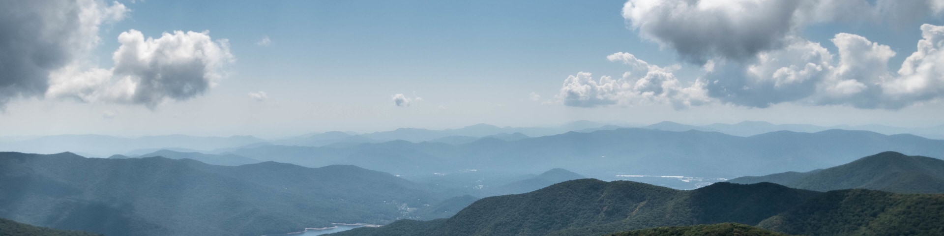 The view from Craggy Pinnacle Summit along the Blue Ridge Parkway in Bernardsville, NC
#MyBackyard
#craggypinnacle
#summit
#blueridgeparkway
#blueridgemountains
#bernardsville
#northcarolina
