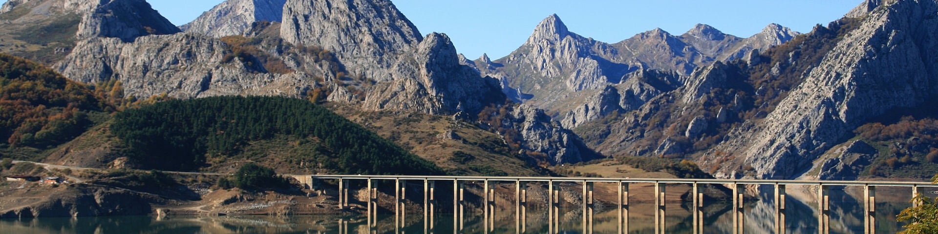 Embalse de Riaño, provincia de León, Castilla y León, España.