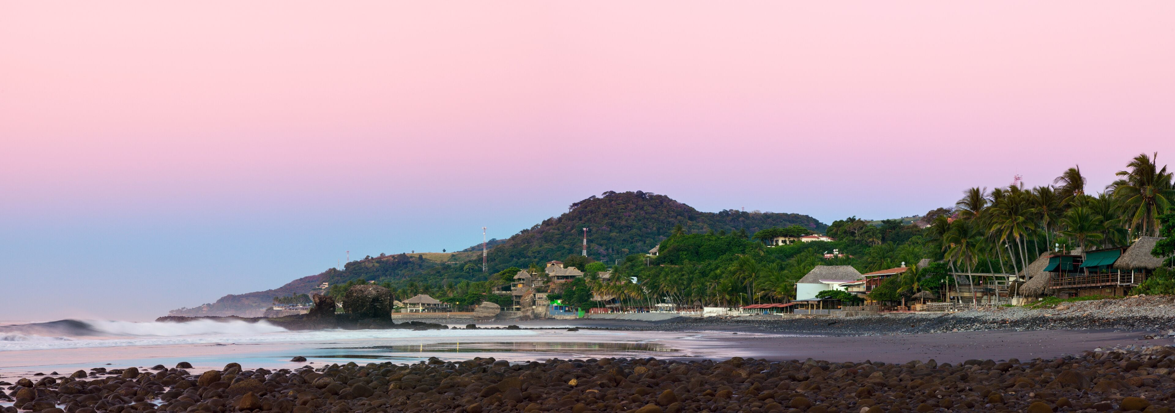 El Tunco Beach in Salvador