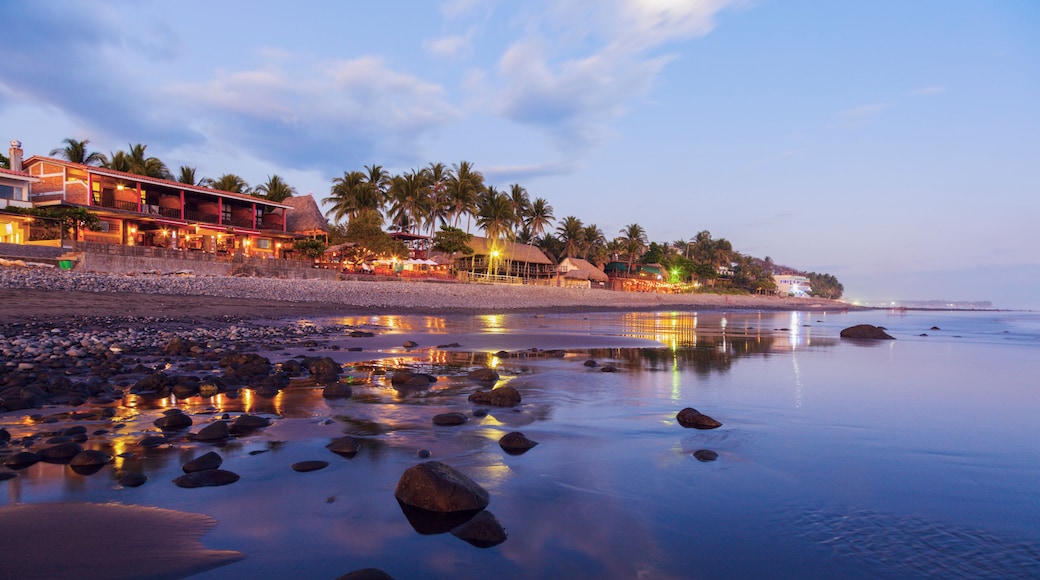 El Tunco Beach in Salvador