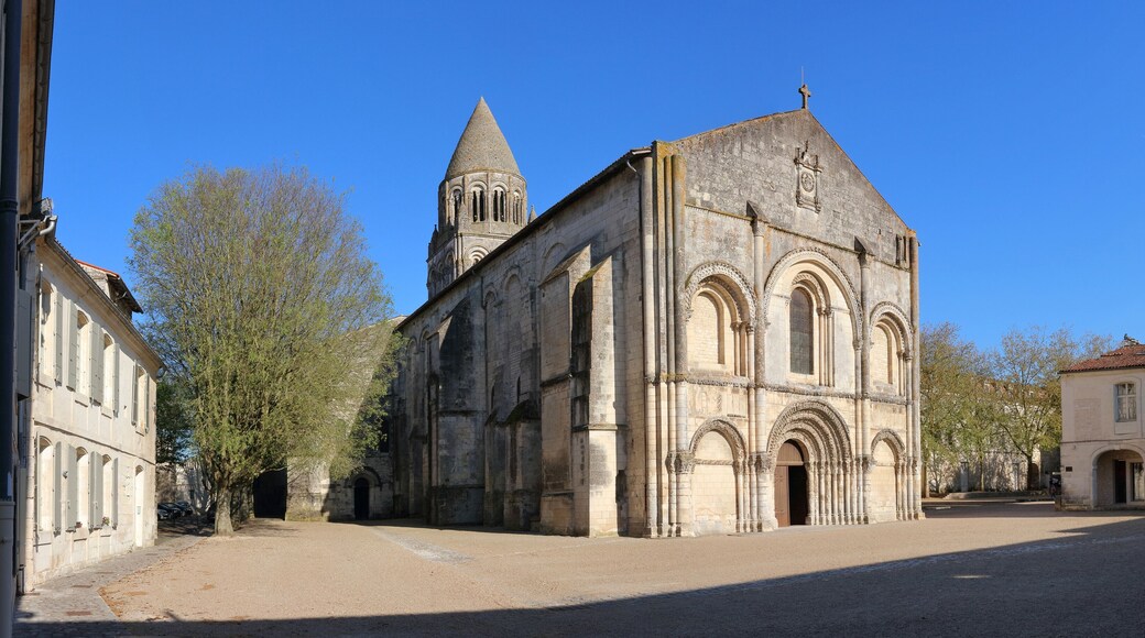 Abbaye aux Dames in Saintes, France