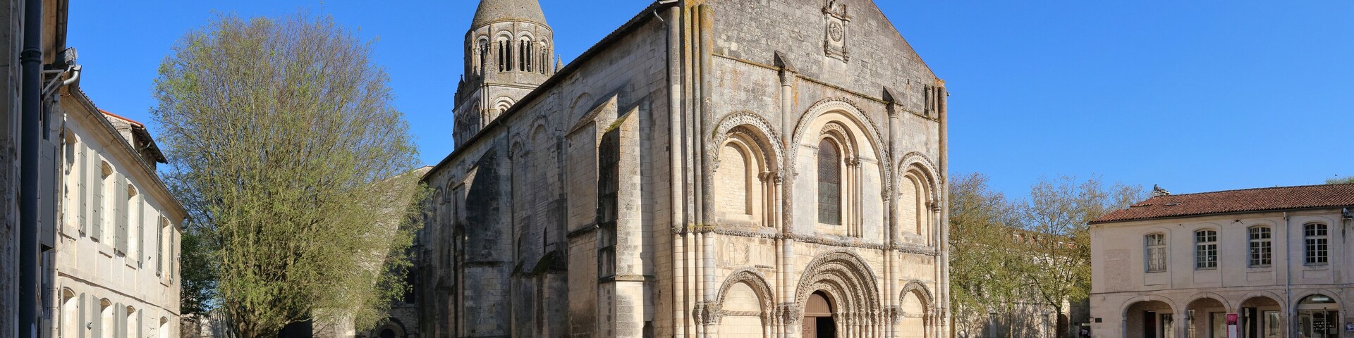 Abbaye aux Dames in Saintes, France