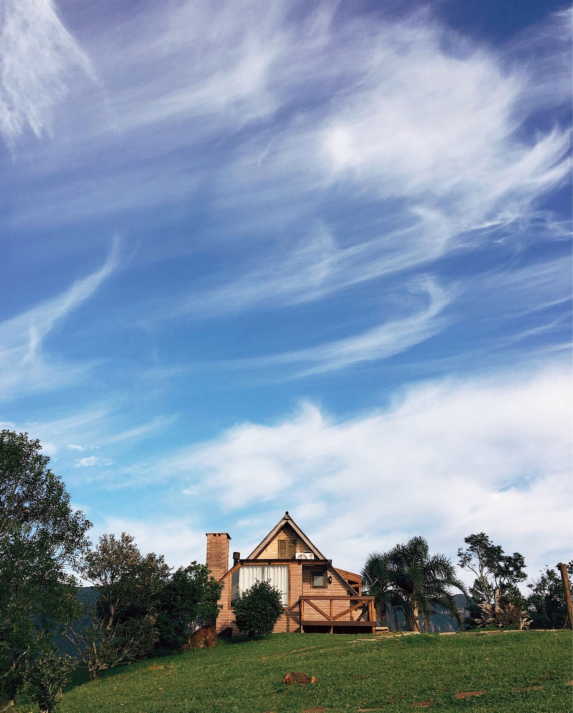 Castle on the Hill 💚🏠 This is Morada dos Canyons, a series of luxury cabins with a view to the Brazilian canyons in Praia Grande, Santa Catarina state in southern Brazil. #stunningstructures