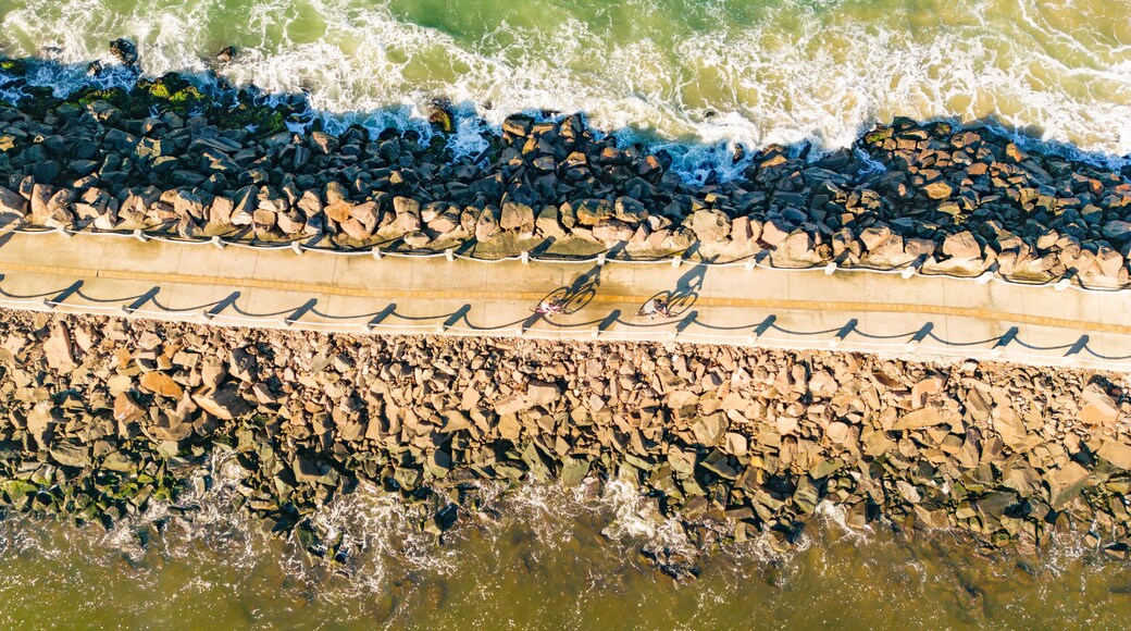 Cycling on Pier in Mampituba river