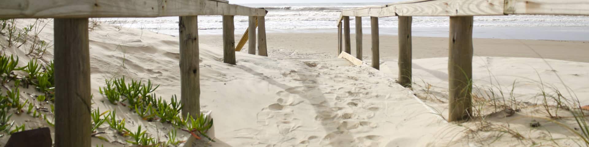 Access to Xangri-la beach in Brazil
