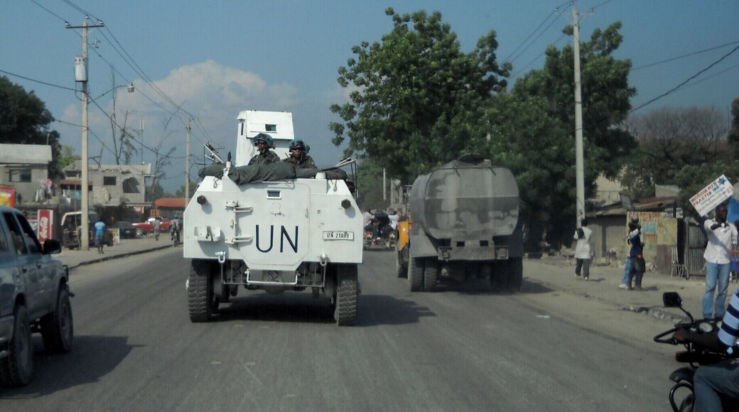 MINUSTAH, The United Nations Stabilization Mission in Haiti, armored personnel carrier shortly after the 2010 earthquake. #2 of 3
