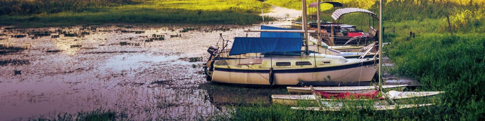 Lake Yojoa slowly waking up.
