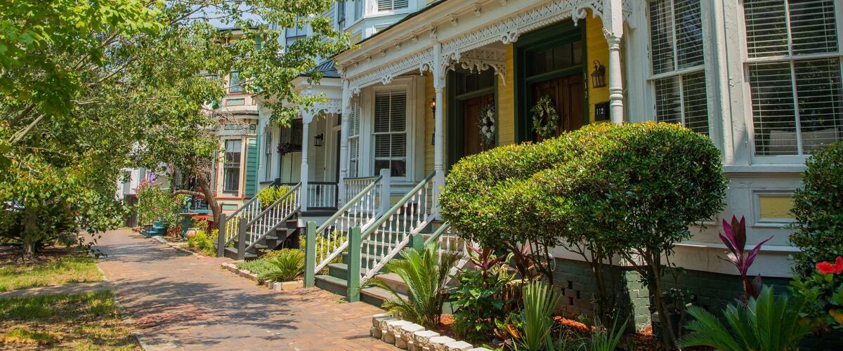 Victorian District - West which includes a house