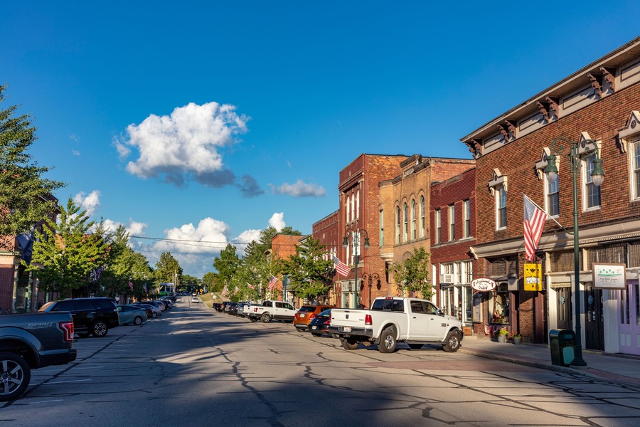 Main Street in Grand Rapids, Ohio, USA