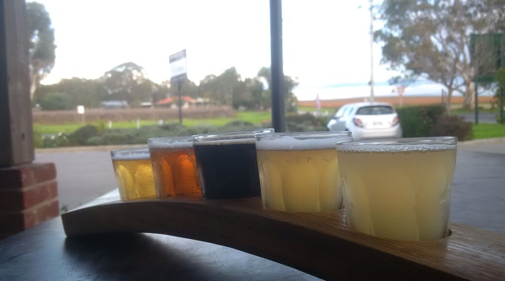 Ekhidna Wines is a brewery in a vineyard. Everyone's happy!