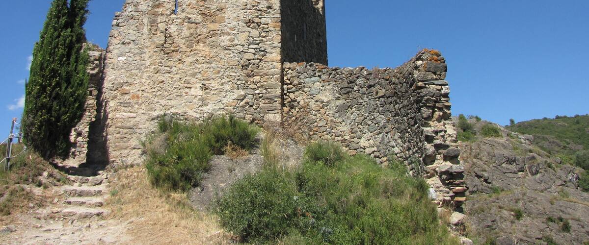 This building is classé au titre des Monuments Historiques. It is indexed in the Base Mérimée, a database of architectural heritage maintained by the French Ministry of Culture, under the reference PA00102727 .