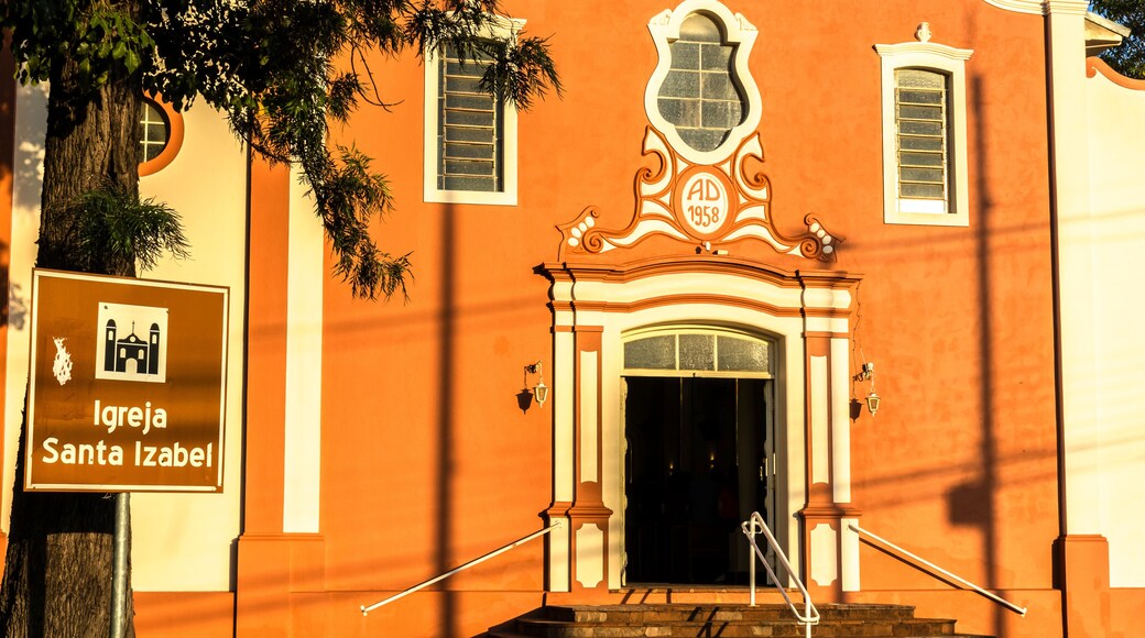 View of the facade and entrance of the Santa Izabel Church, in the center of Marilia, west center of the state of Sao Paulo.