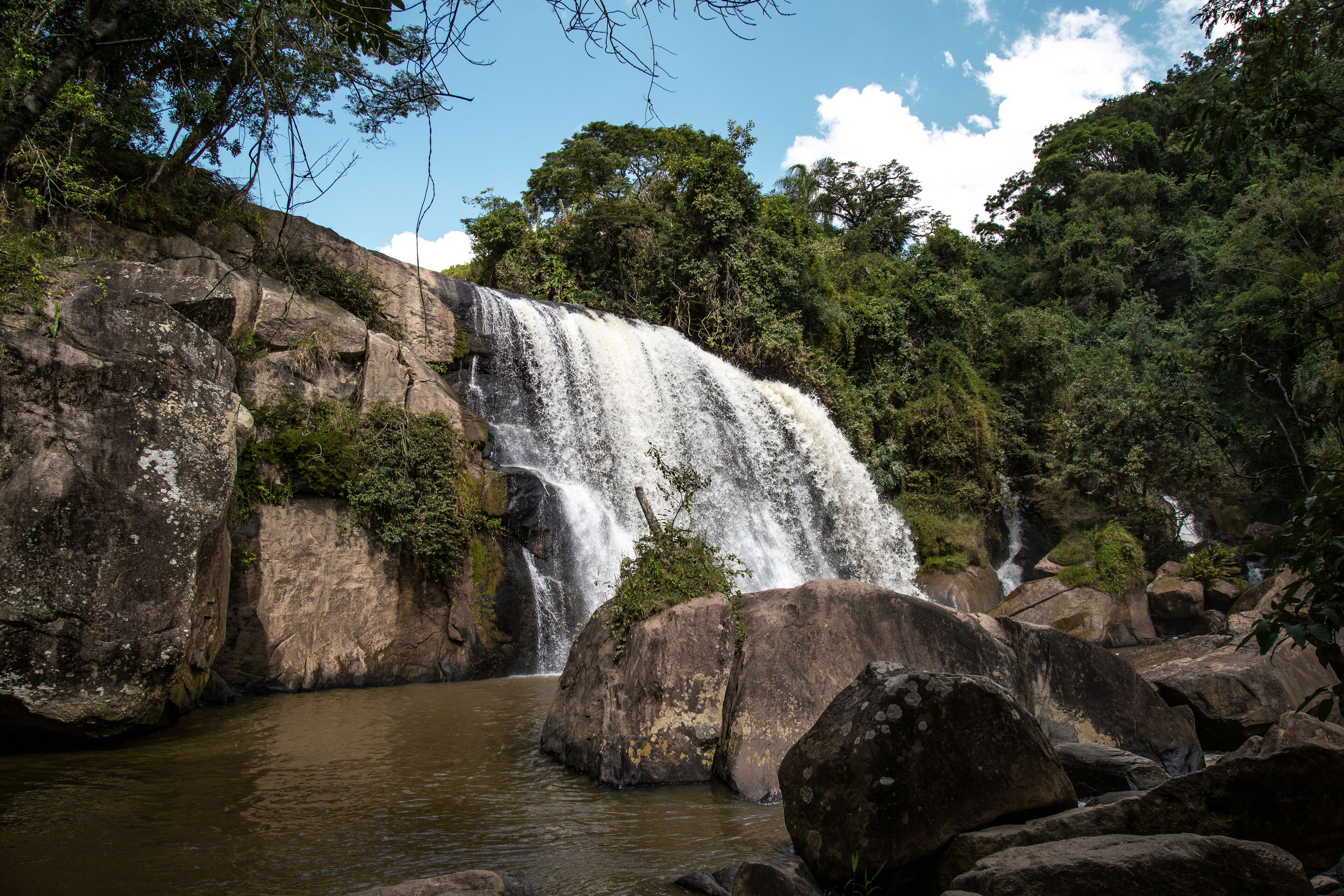 Bueno Brandão, Minas Gerais, Brasil: Cachoeiras da Mantiqueira