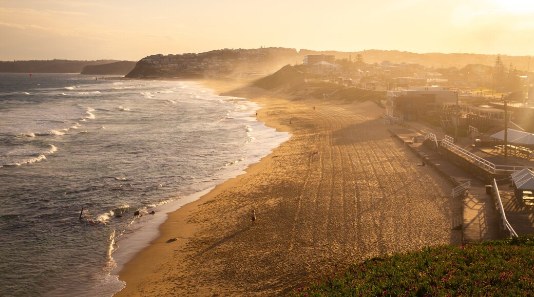 Bar Beach which includes a beach, landscape views and general coastal views