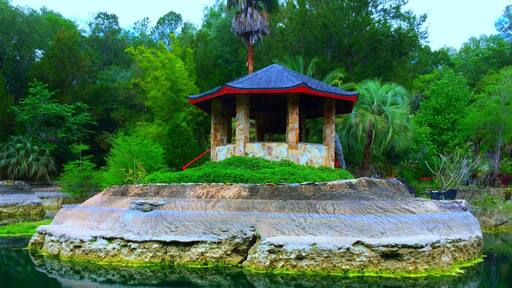 It takes at least an hour to explore all the lovely gardens, lakes and waterfalls in this beautiful oasis #SpringFun