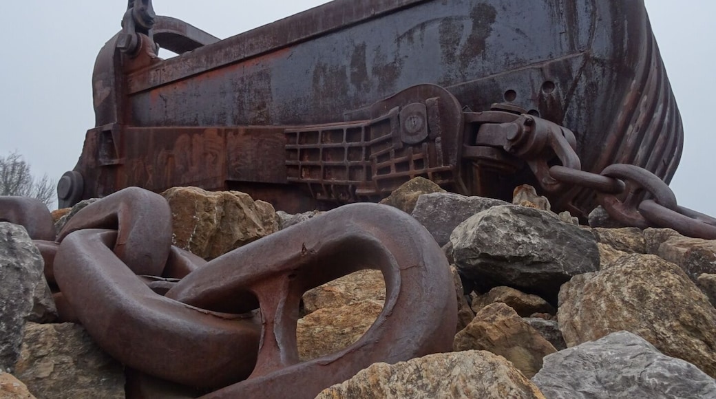 This giant bucket is all that remains of Big Muskie.
Big Muskie was a coal-mining dragline excavator, longer than a football field, weighing 12,200 tons and standing nearly 22 stories tall. It operated in southeastern Ohio from 1969 to 1991.
It was the largest machine ever to move on land.
The 220 cubic yard bucket could hold two full size buses.