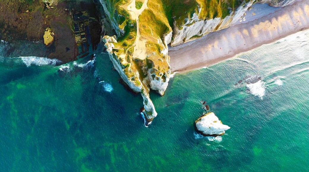 Les falaises d'Etretat, en Normandie
