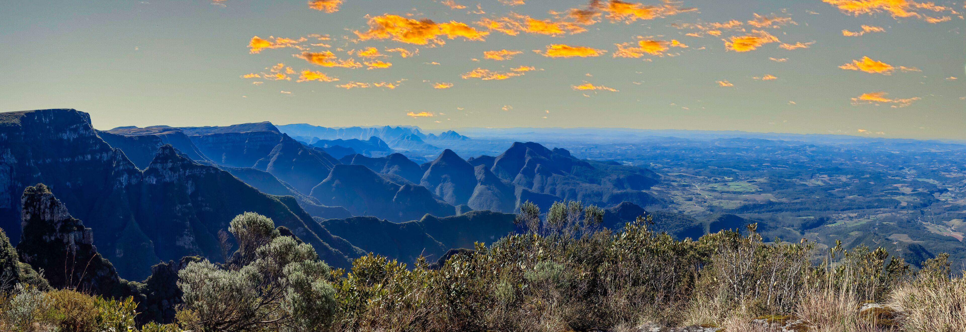 SERRA CATARINENSE.
SERRA BRASILEIRA.
SERRA DAS AMÉRICAS.
SERRA CÂNION DO FUNIL.
SERRA GAÚCHA.
SERRA DO RIO DO RASTRO.
BOM JARDIM DA SERRA
MIRANTE SERRA PARQUE
lAURO MULLER,sc.