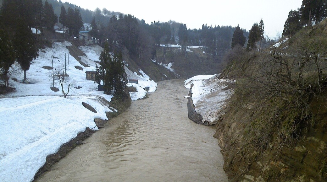 Shibumi River in Niigata Japan.