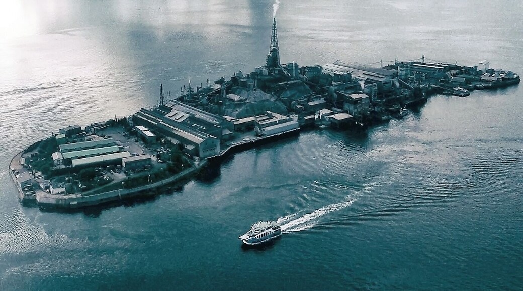 契島(もう一つの軍艦島)