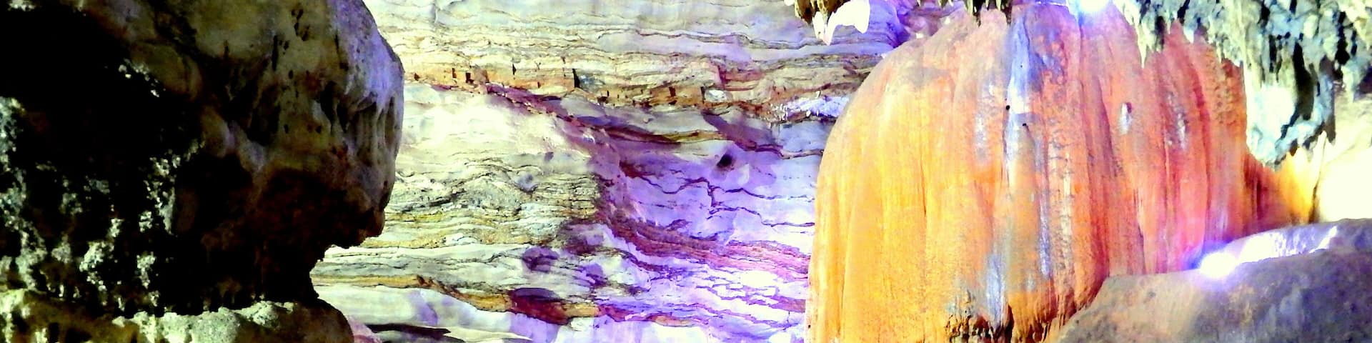 Gruta do Maquiné, em Cordisburgo, Brasil. #Golden