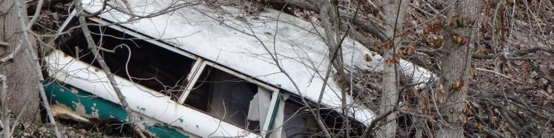 It wouldn't be hiking in Ohio without the occasional abandoned vehicle rusting away in the woods.
Hellbender Preserve is 15 acre preserve with a 1 mile loop trail along the Jelloway Creek. It can be accessed from the Kokosing Gap muilti-purpose trail.