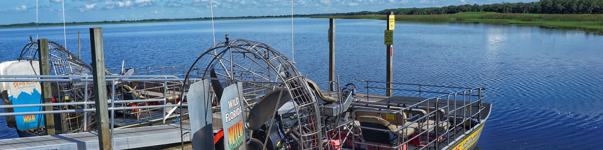 Great day out & my first air boat ride at Wild Florida. 
Saw plenty of wild alligators & bird life.
Highlight was watching an osprey (fishing eagle ) diving for fish.