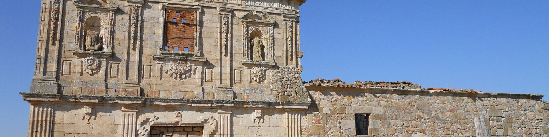 Monasterio de Santa María de la Paz del Soto en Villanueva de Campeán.
