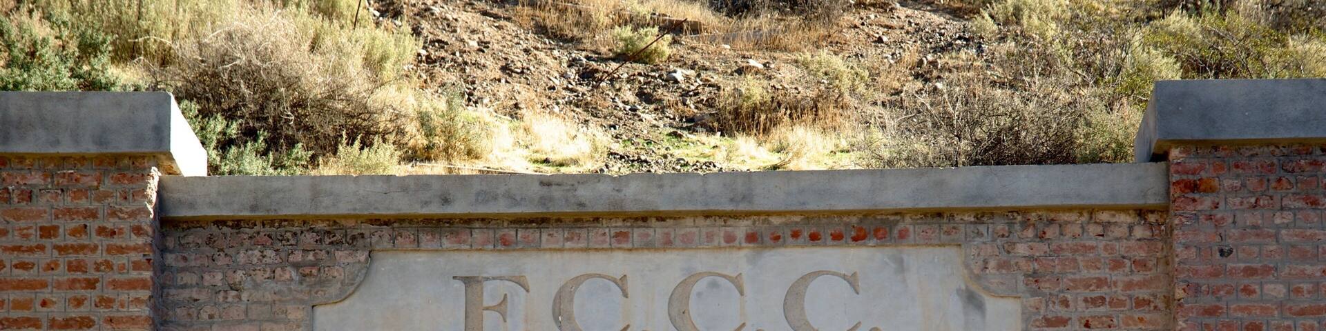 Puerto Madryn featuring signage