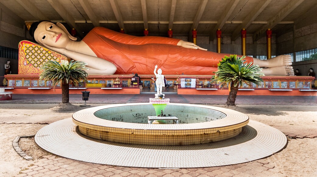 Wat Phothivihan in Tumpat Kelantan has the largest Reclining or Sleeping Buddha in Malaysia