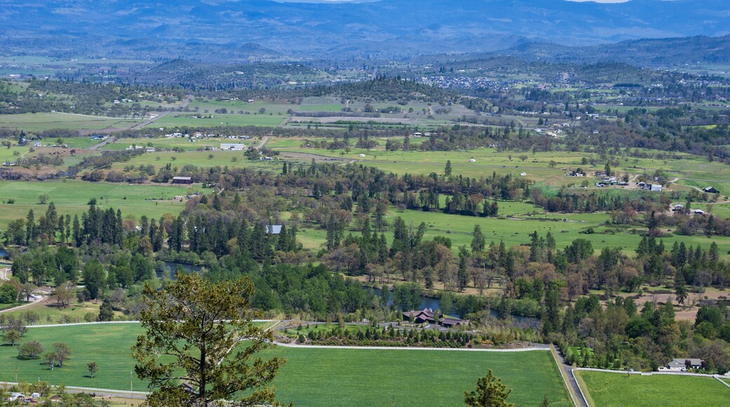 Mt McLoughlin from the Table Rocks