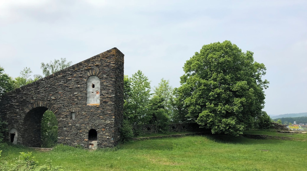 Interior of the memorial "Ehrenmal"on the Hill "Rützengrüner Höhe" in Rodewisch. On the right side is a not original piece of wall. Its standing on the former spot of a column with a Nazi Reichsadler on the top, which was blown up in May 1945 by American troops.