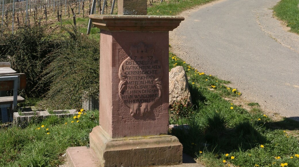 This is a picture of the hessian Kulturdenkmal (cultural monument) with the ID