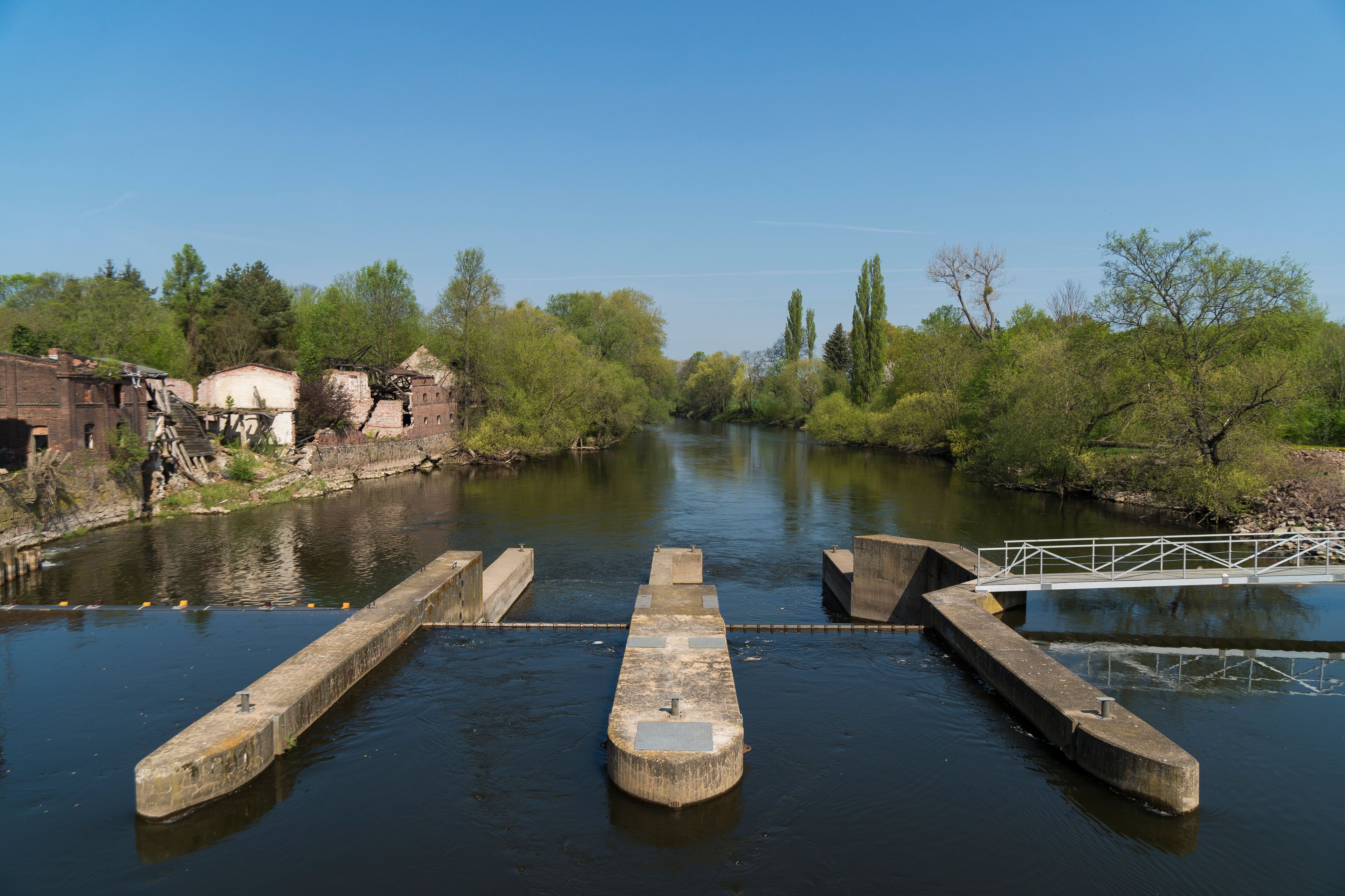 Dam and hydroelectric power station "Mulde" in Jeßnitz / Saxony-Anhalt / Germany