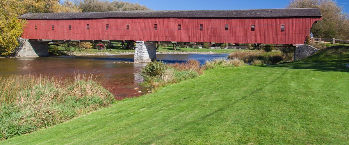 West Montrose covered bridge (Kissing Bridge), Waterloo, Canada
Montrose covered bridge was constructed in 1881 and is best known for being the last remaining historical covered bridge in Ontario.