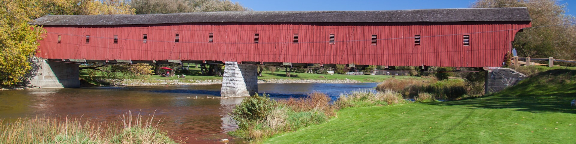 West Montrose covered bridge (Kissing Bridge), Waterloo, Canada
Montrose covered bridge was constructed in 1881 and is best known for being the last remaining historical covered bridge in Ontario.