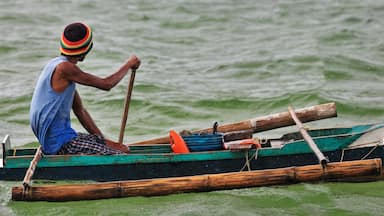 Fisherman in North Bays Bay-Manjuyod White Sand Bar. Negros Oriental-Philippines.0548