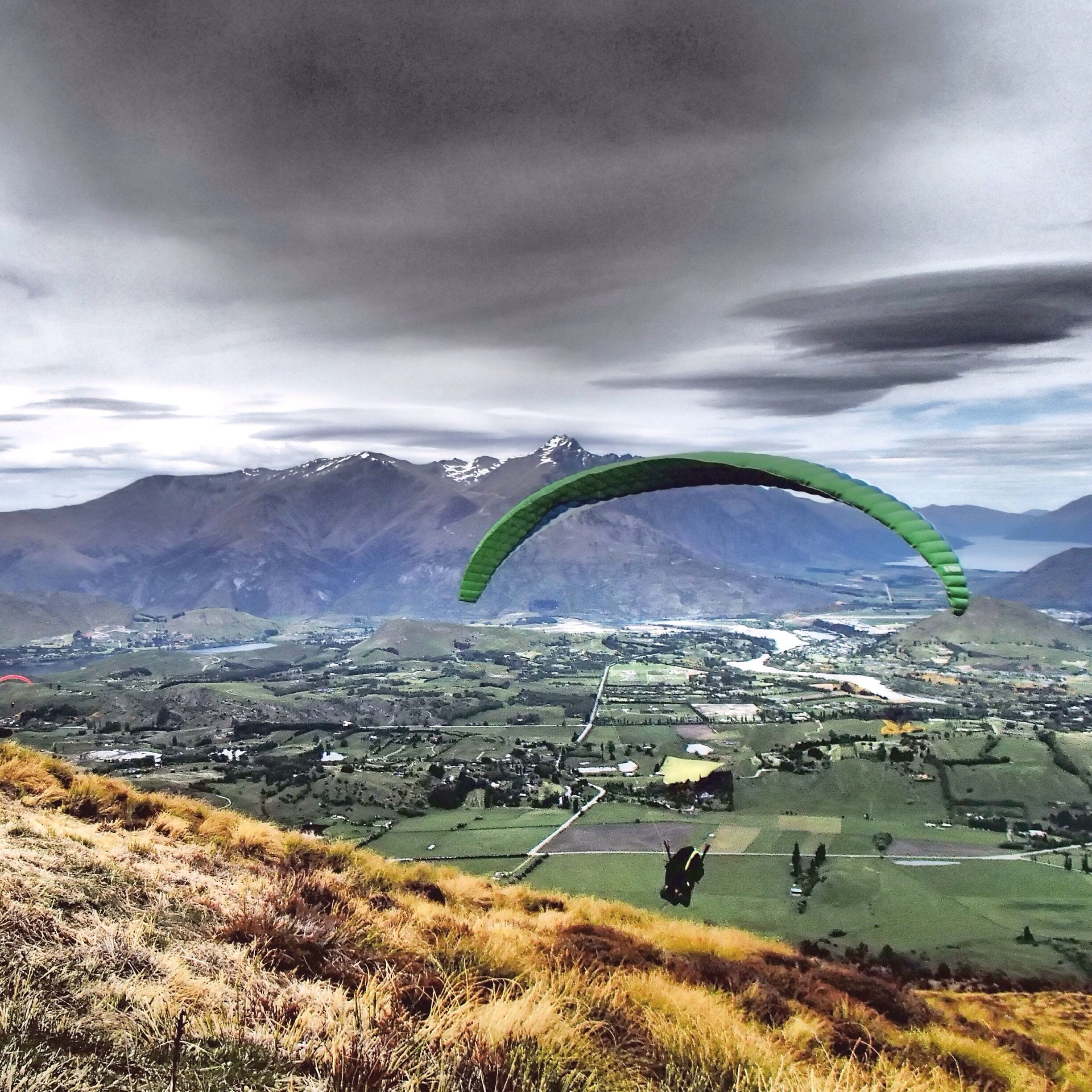 Grabbing some Sky over Coronet Peak, Queenstown !!!

#ExtremeAdventures #Paragliding #Queenstown #NewZealand
