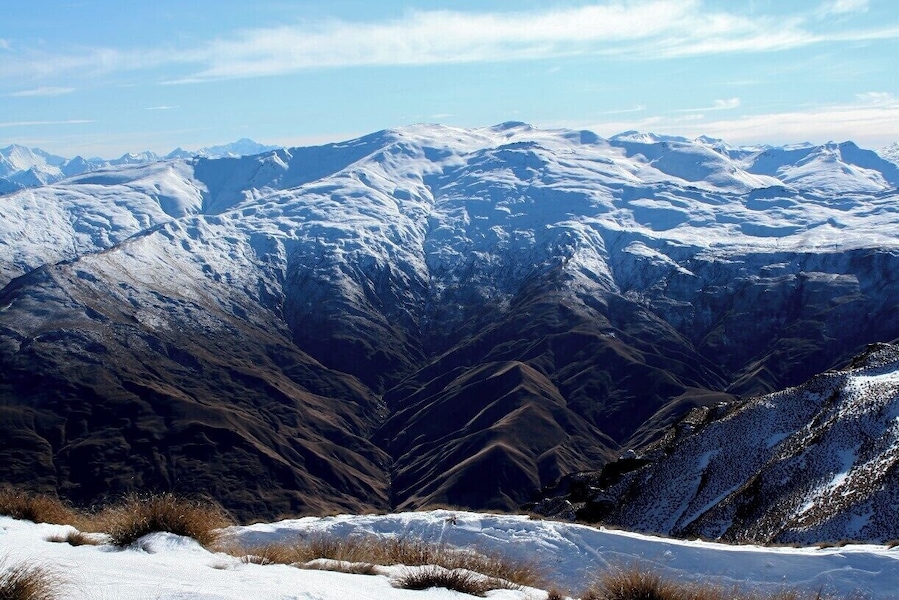The back of Coronet Peak. Seen when you traverse from the Greengates lift to the M1 on the Express side.